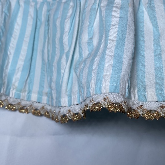 BRAND: Genuine Kids by OshKosh B'gosh / SIZE: 4T - LOOK AT 2ND PIC - little spot - Picture 4 of 10